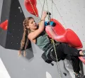 Carolin Heberle an der Kletterwand